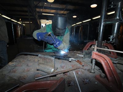 Kaylon Grove welding